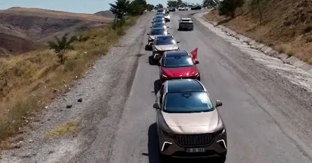 Çankırı da Türkiye nin en uzun Togg konvoyu düzenlendi VİDEO İZLE