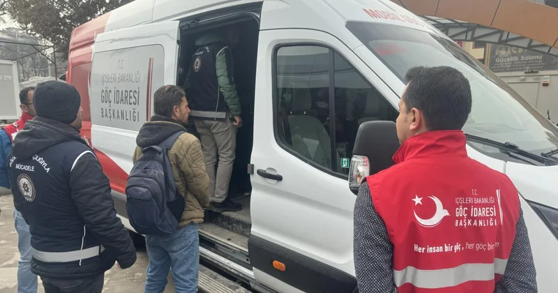 Düzensiz göçle mücadele etkin şekilde sürüyor