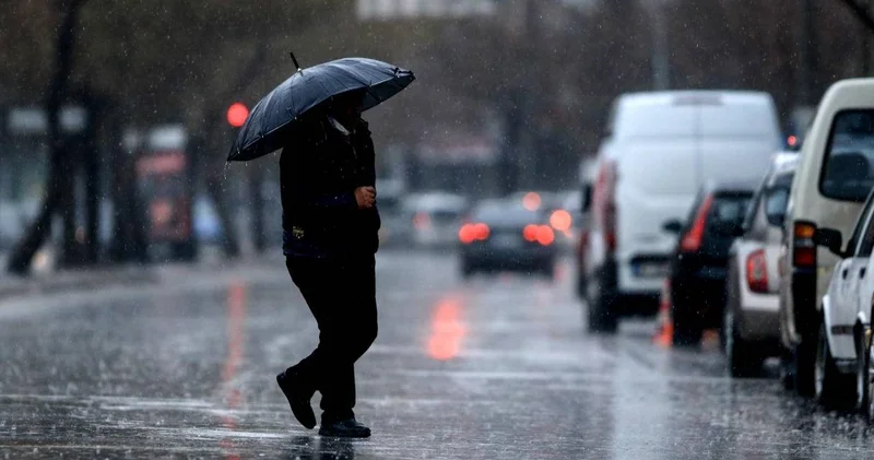 Meteorolojiden gök gürültülü yağış uyarısı! Marmara için de uyarı yapıldı