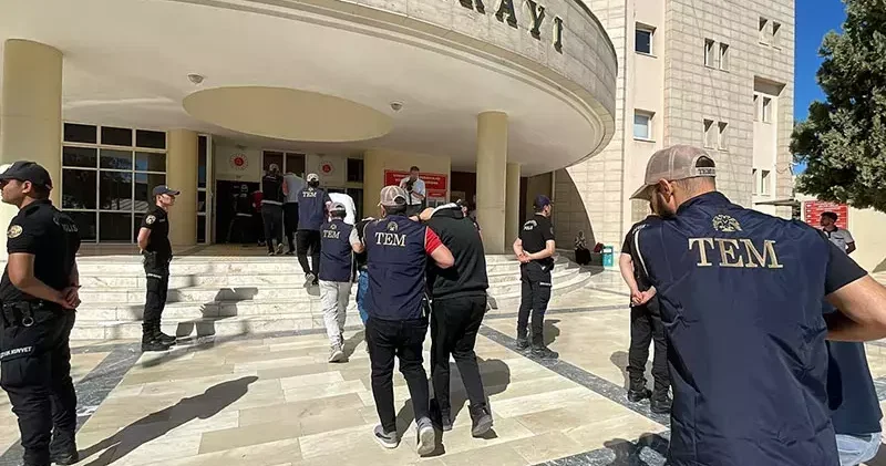 Şanlıurfa’da 10 DEAŞ şüphelisi tutuklandı