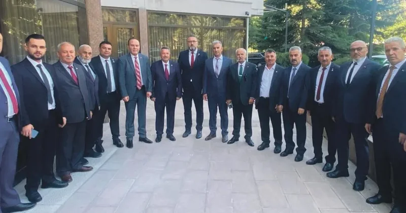 ‘Oğulsuz yaşanır ama vatansız asla’