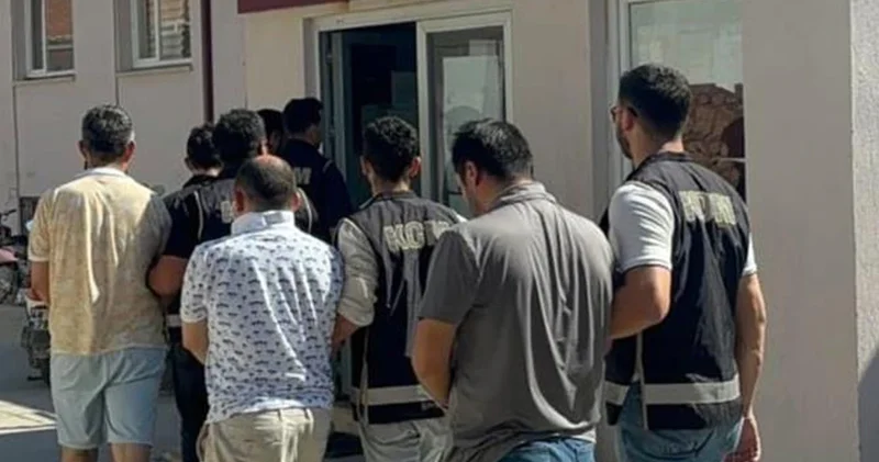 FETÖ üyeleri, Polonya bayraklı tekne ile Yunanistan’a kaçmaya çalışırken yakalandı