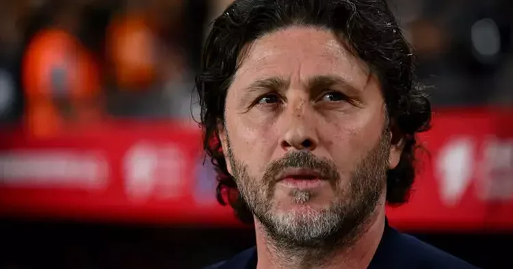 Fatih Tekke den Galatasaray mağlubiyeti sonrası hakem tepkisi: Yüzde 100 faulde VAR a gidilmedi!