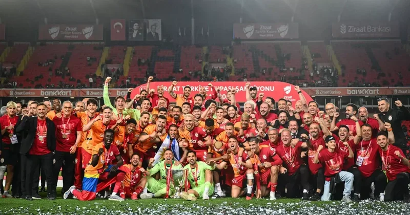 Futbolcular bayram edecek! Türkiye Kupası nda şampiyon olan Galatasaray a çılgın prim