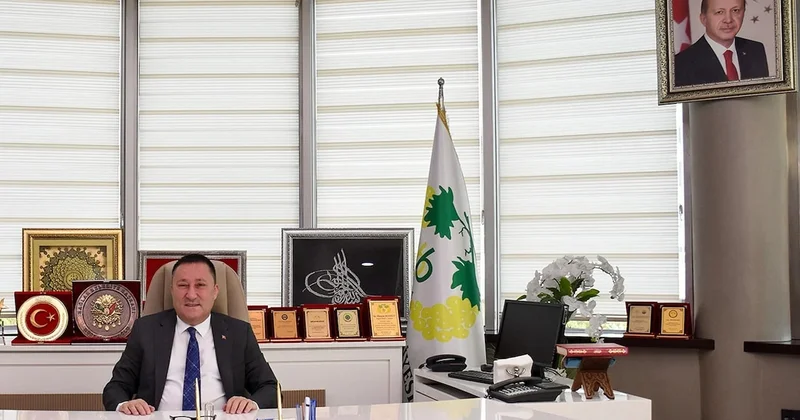 AKP li Eski Bağlar Belediye Başkanı Beyoğlu nun yargılandığı ‘İhaleye fesat karıştırma’ davası ertelendi Sözcü Gazetesi