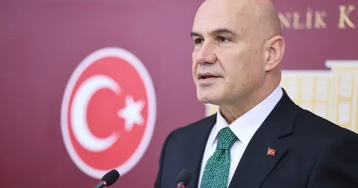 İYİ Partili Turhan Çömez: Şu an kapalı kapılar ardında pazarlıklar var aylardır sürüyor