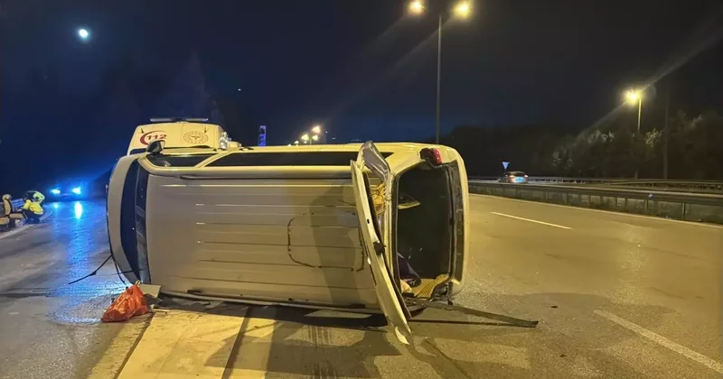 TEM de minibüs devrildi! Korkunç kaza