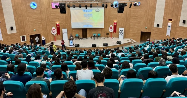 KAEÜ de 8. Ulusal Ahi Evran Tıp Öğrenci Sempozyumu düzenlendi Kırşehir Haberleri