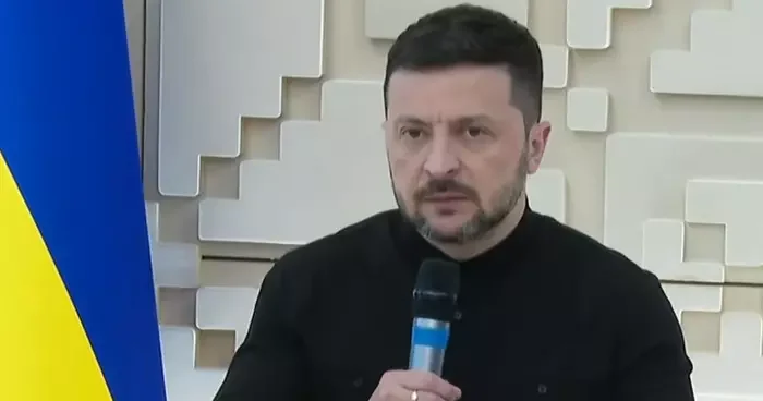 Son dakika Ukrayna heyeti İstanbul a yarın gidecek! Cumhurbaşkanı Erdoğan la görüşen Zelenskiy: Küçük bir barışı bile pas geçmeyeceğiz