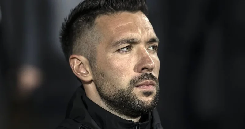 Ajax, Farioli ile kâbus yaşıyor! 9 puandan zirveyi kaptırdı Sözcü Gazetesi