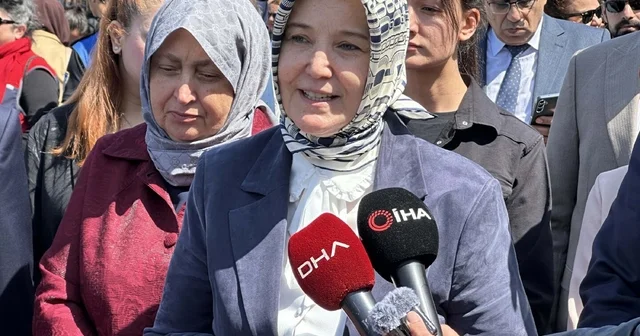 Bakan Yardımcısı Yenigün: Ailenin güçlenmesini, Türkiye nin geleceğinin güçlenmesi olarak görüyoruz Çanakkale Haberleri