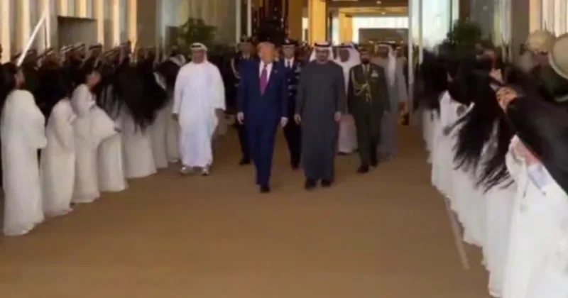 Birleşik Arap Emirlikleri nden, Trump ı şaşırtan karşılama: Körfez dansı yaptılar Sözcü Gazetesi