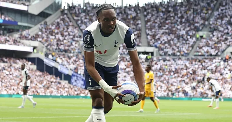 Tottenham, Mathys Tel’i duyurdu