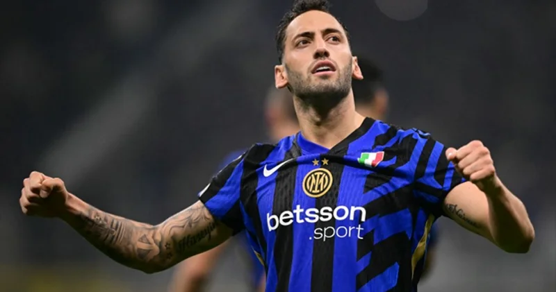 Transfer iddiaları gündemde: Hakan Çalhanoğlu nun menajeri İstanbul a geliyor