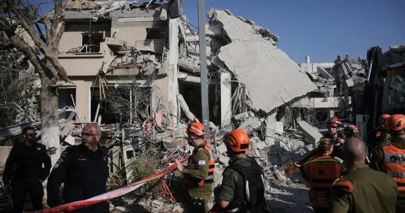 İsrail üç cephede savaşıyor: Hamas ın saldırısında ölenler var