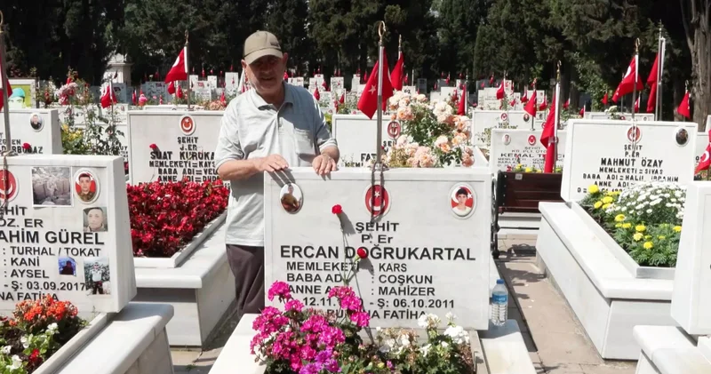 Edirnekapı Şehitliği nde buruk Babalar Günü