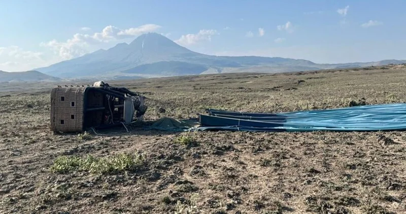 Sıcak hava balonu kaza yaptı! Ayakları ipe dolanan pilot, sepetten düştü! Son dakika haberler Son dakika haberleri