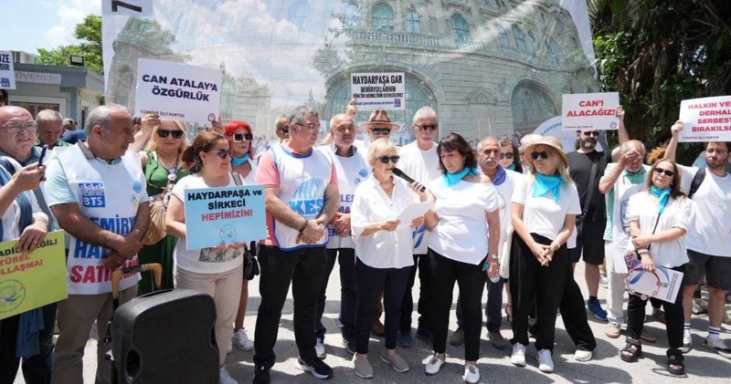 Haydarpaşa için 700 üncü hafta nöbeti