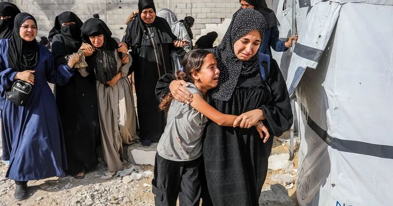 Gazze de yakıt sıkıntısı yaşayan 3 belediye, hizmetlerini durdurmak zorunda kaldı