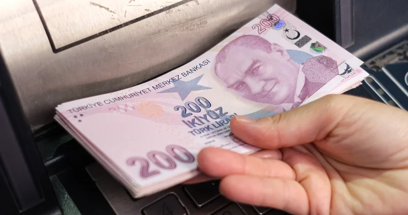 Emekliler için seyyanen zam talebi