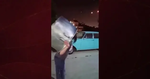 Filistinli Habibe nin şahsına münhasır demir kubbesi: Kafasına geçirdiği dev pekmez kazanı!