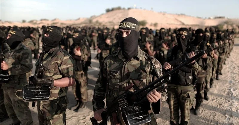 El Kudüs Tugayları ndan İsrail e roketli misilleme saldırısı