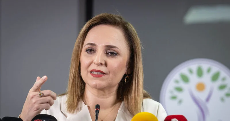 DEM Parti Sözcüsü Ayşegül Doğan: Yakılan ateş barış umudunu harladı Son dakika haberleri