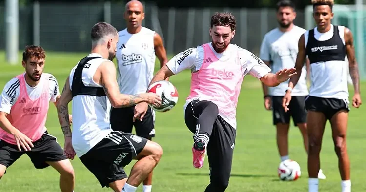 Beşiktaş, günü çift idmanla tamamladı!