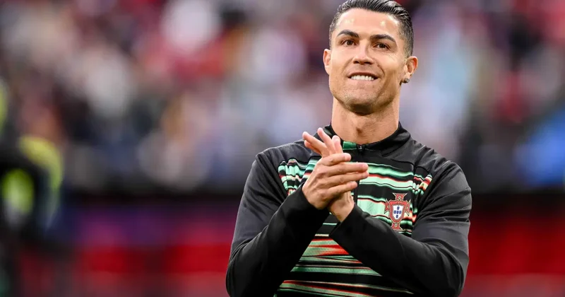 Fenerbahçe nin eski teknik direktörü Ronaldo nun yeni hocası oldu