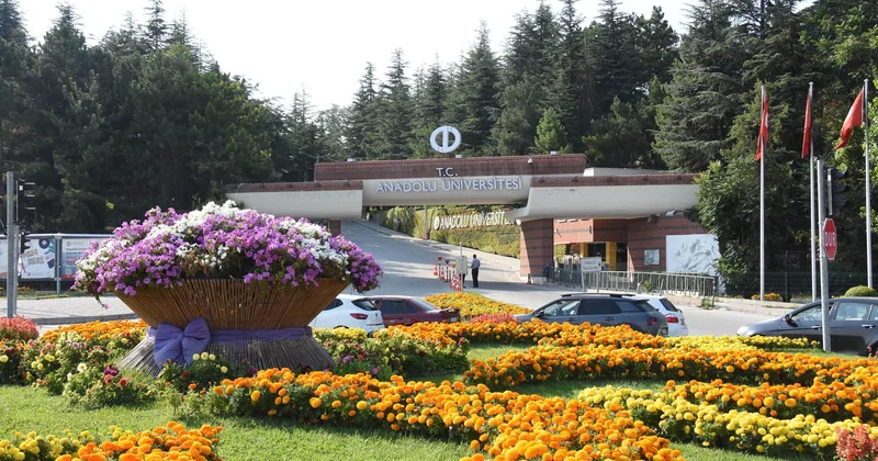 Anadolu Üniversitesi’ndeki fakülte kapatmaları TBMM gündeminde: Bu karar, Eskişehir’in hafızasına müdahaledir!