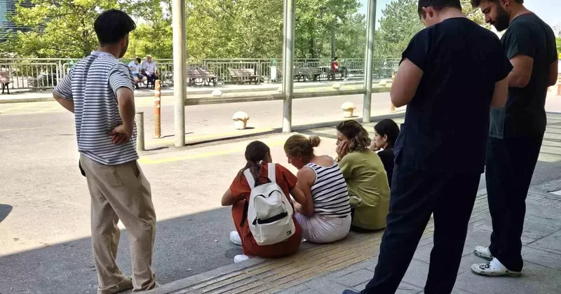 23 Yaşındaki Hemşire Nöbette Kalp Krizi Geçirerek Hayatını Kaybetti