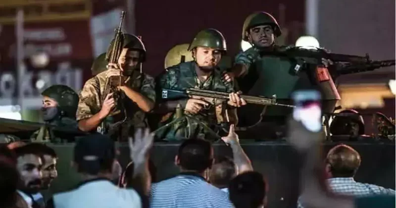 Unutulmayacak fotoğraflarla 15 Temmuz gecesi