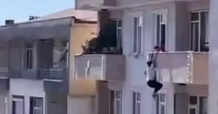 Kocaeli de korkunç anlar! Herkes çığlıklar içinde izledi... İntihar girişiminde bulunan kadının beli ve kalçası kırıldı