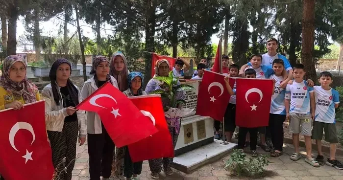 Bereketli Kur’an Kursu öğrencilerinden anlamlı ziyaret