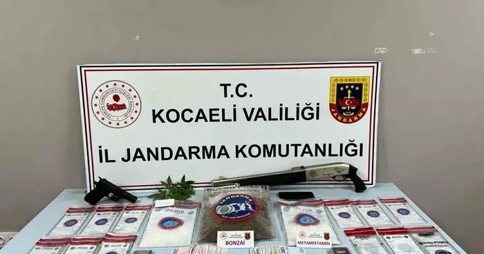 Uyuşturucunun şifresini jandarma çözdü