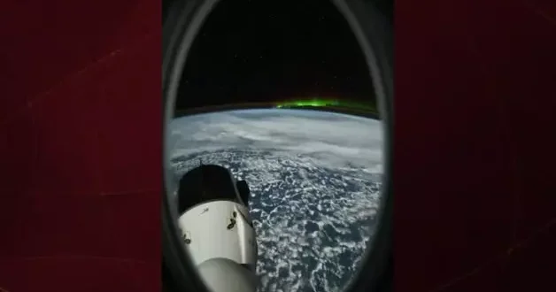 NASA astronotu paylaştı: Uzaydan büyüleyici gün doğumu