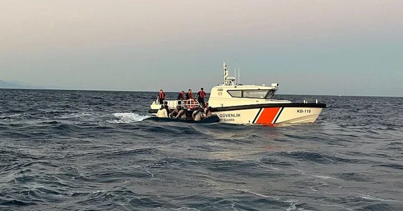 Datça açıklarında onlarca düzensiz göçmen kurtarıldı Sözcü Gazetesi