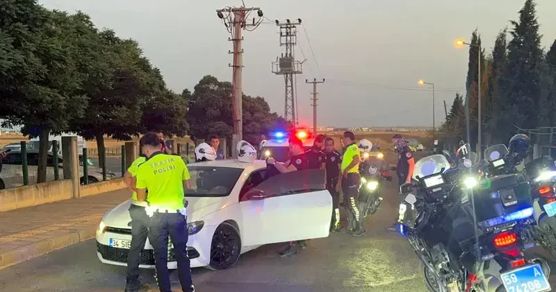 Ehliyetine el konulan sürücü polisten kaçtı; 78 bin lira ceza uygulandı