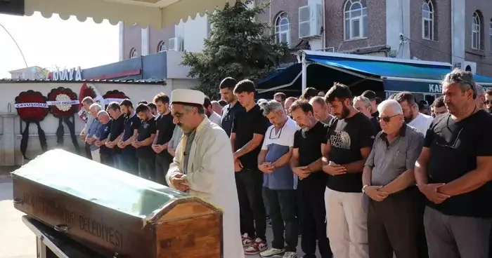 Feci kazada hayatını kaybeden Brisa yöneticisi son yolculuğuna uğurlandı