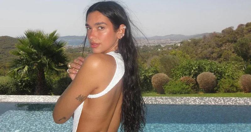 Dua Lipa dan erken doğum günü kutlaması magazin haberleri