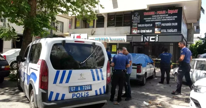 Koku yayılınca ekipler çağrıldı, iş yerinden çıplak cansız bedeni çıktı
