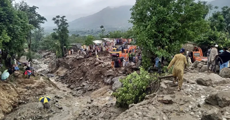 Pakistan da şiddetli sel: 194 ölü ve 1300 mahsur