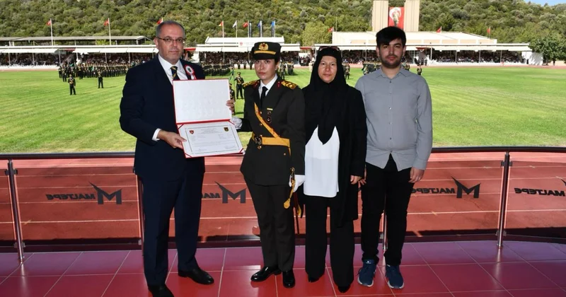 Şehit Ömer Halisdemir in kızı teğmen oldu