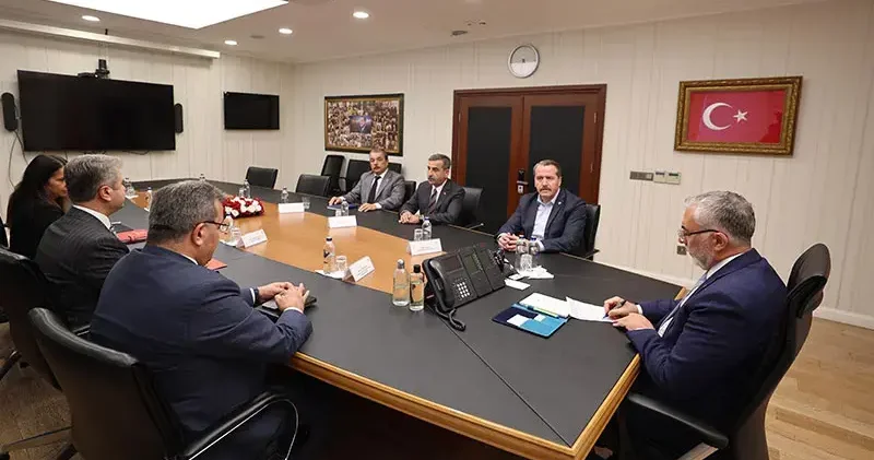 Memura ikinci zam teklifi; ilk teklife ek taban aylığa 1000 TL zam önerildi