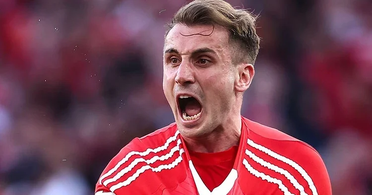 Fenerbahçe nin transfer hedefi Kerem Aktürkoğlu için Benfica hocası Lage konuştu! Burada mutlu
