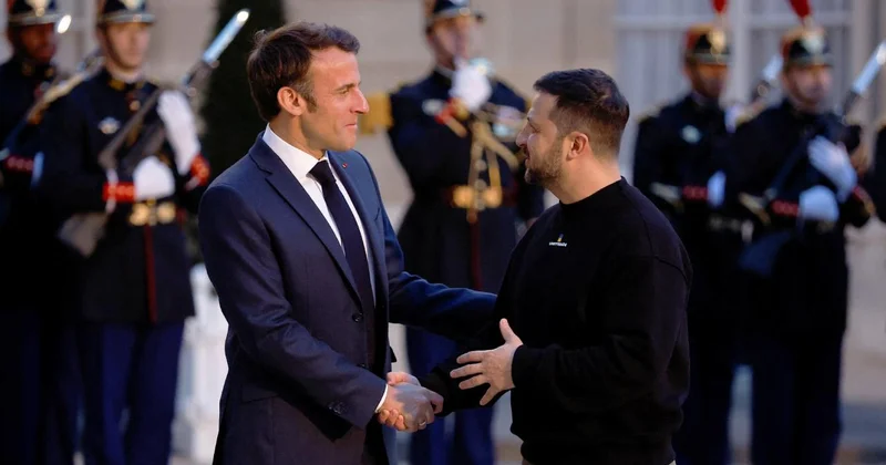 Macron ve Zelenski, Trump Putin görüşmesinin ardından bir araya gelecek