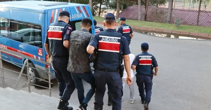 Gaziantep te göçmen kaçakçılığı iddiasıyla 1 kişi tutuklandı