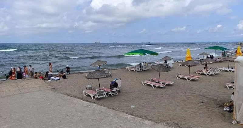 Sakarya da 3 gün süreyle denize girişler yasaklandı