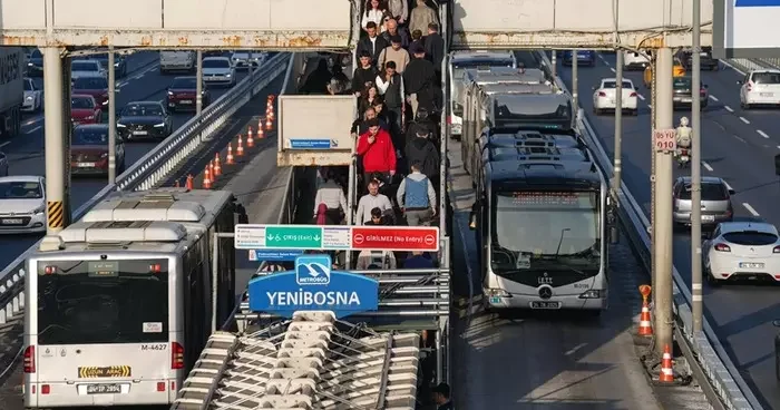 Bugün yürürlüğe girmişti! İstanbul’da toplu ulaşım zammı o araçlarda geçerli değil
