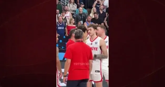 Milli yıldızlar göz yaşlarına boğuldu